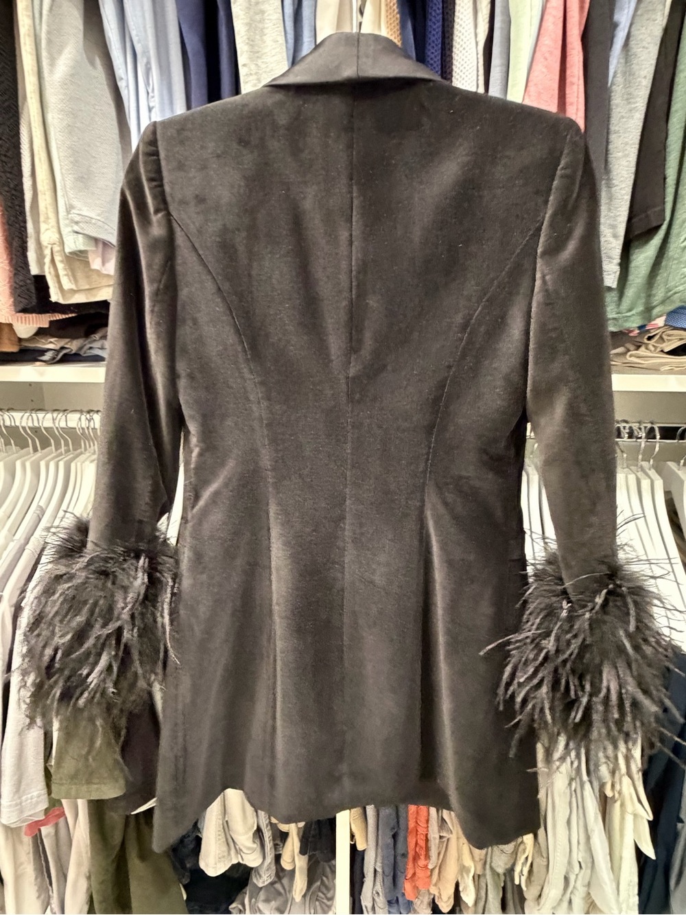 Alice + Olivia LATOYA FEATHER CUFF BLAZER MINI DRESS - Picture 6 of 6